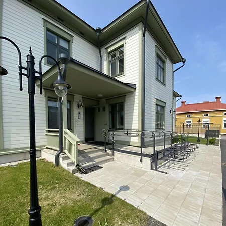 Spacious For 4 *